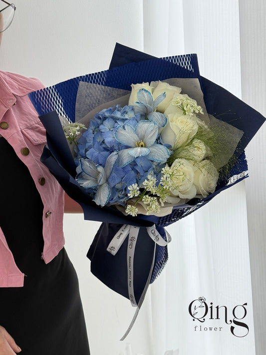 Ocean Whisper Bouquet (HB 02)