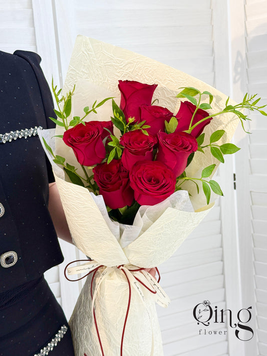 Red Whisper Rose Bouquet (HB 14)
