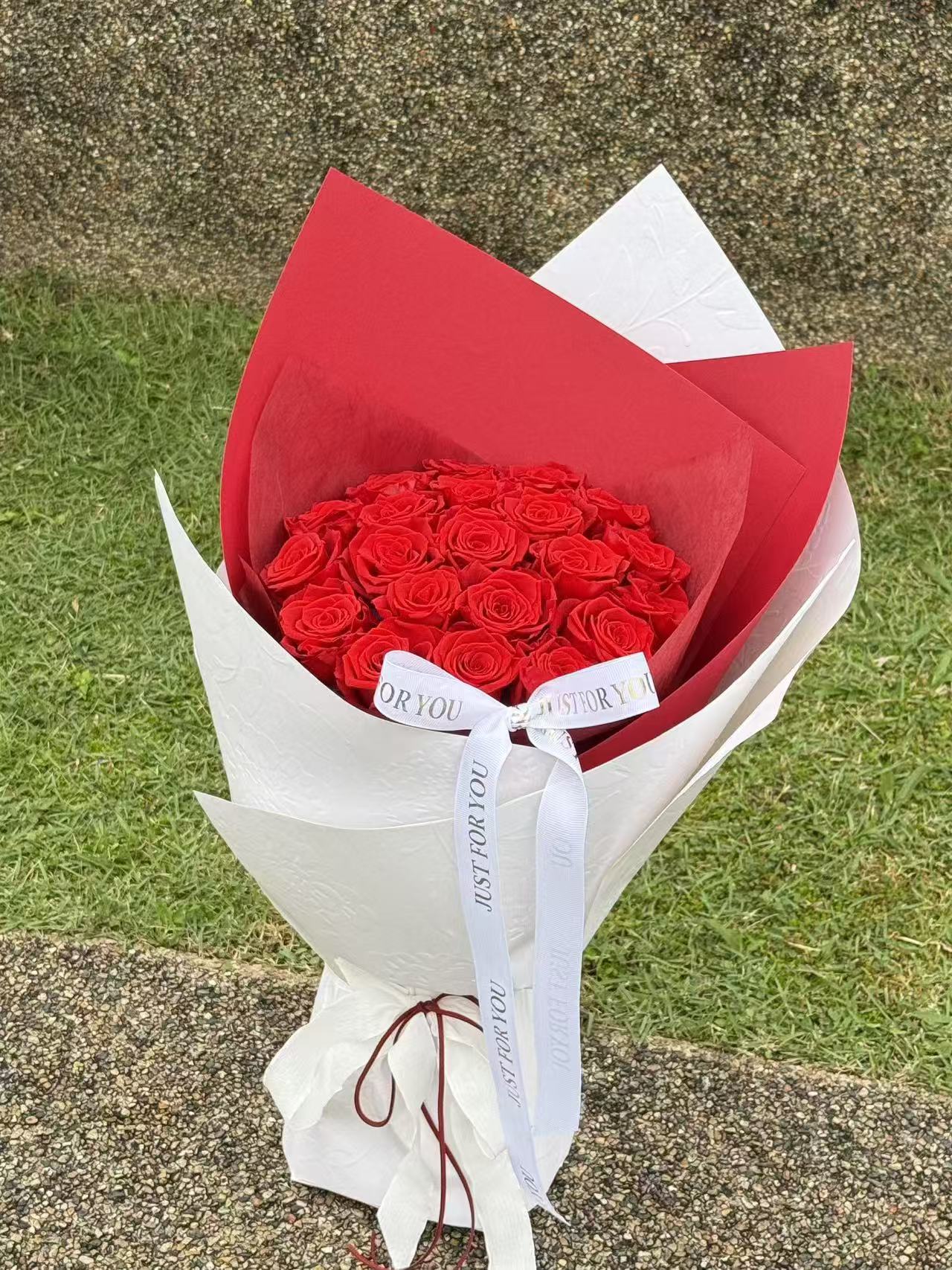 Crimson Eternity – Preserved Rose Bouquet