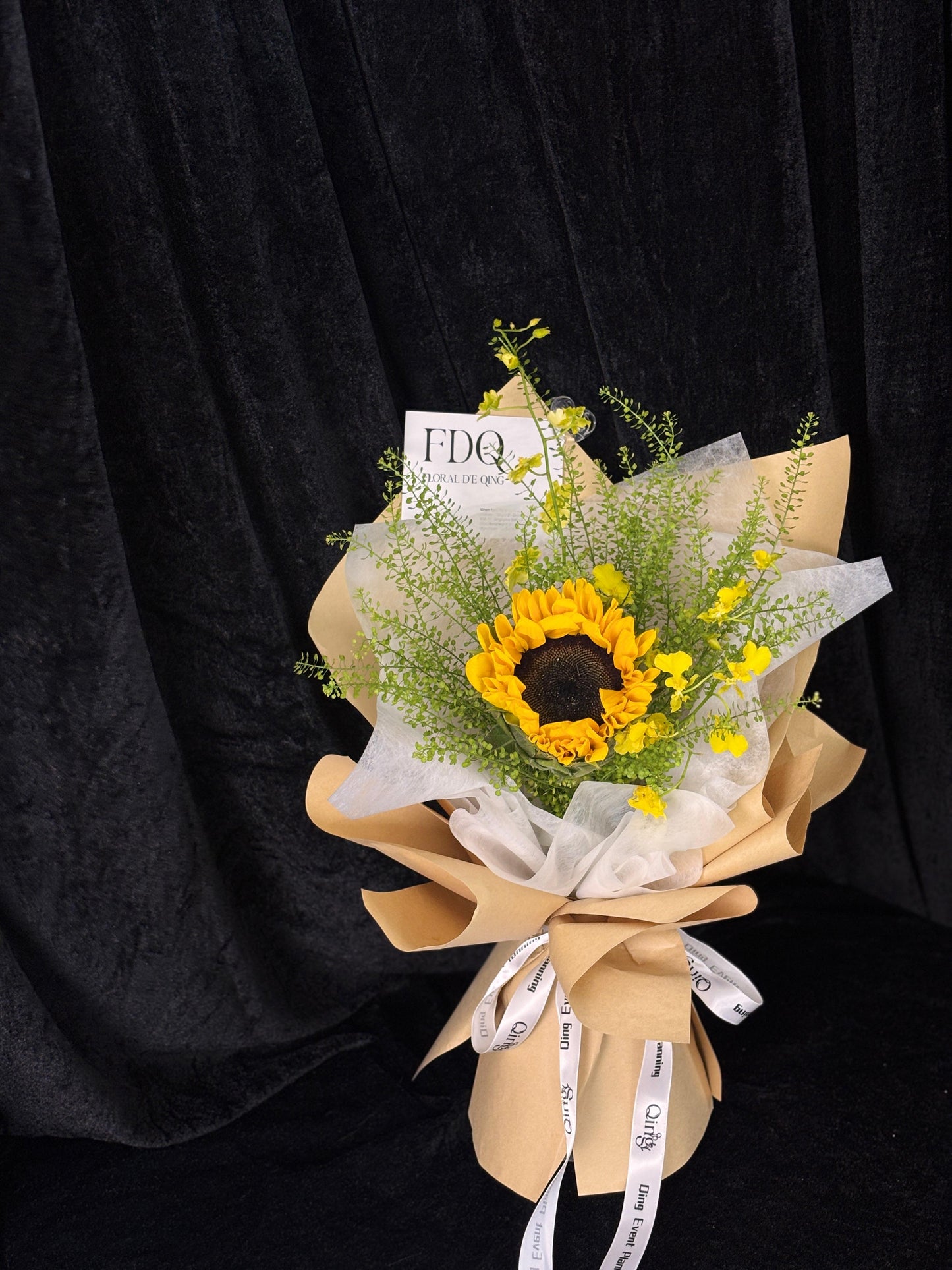 Korea Style Mini Size Sunflower Bouquet (HB 46)