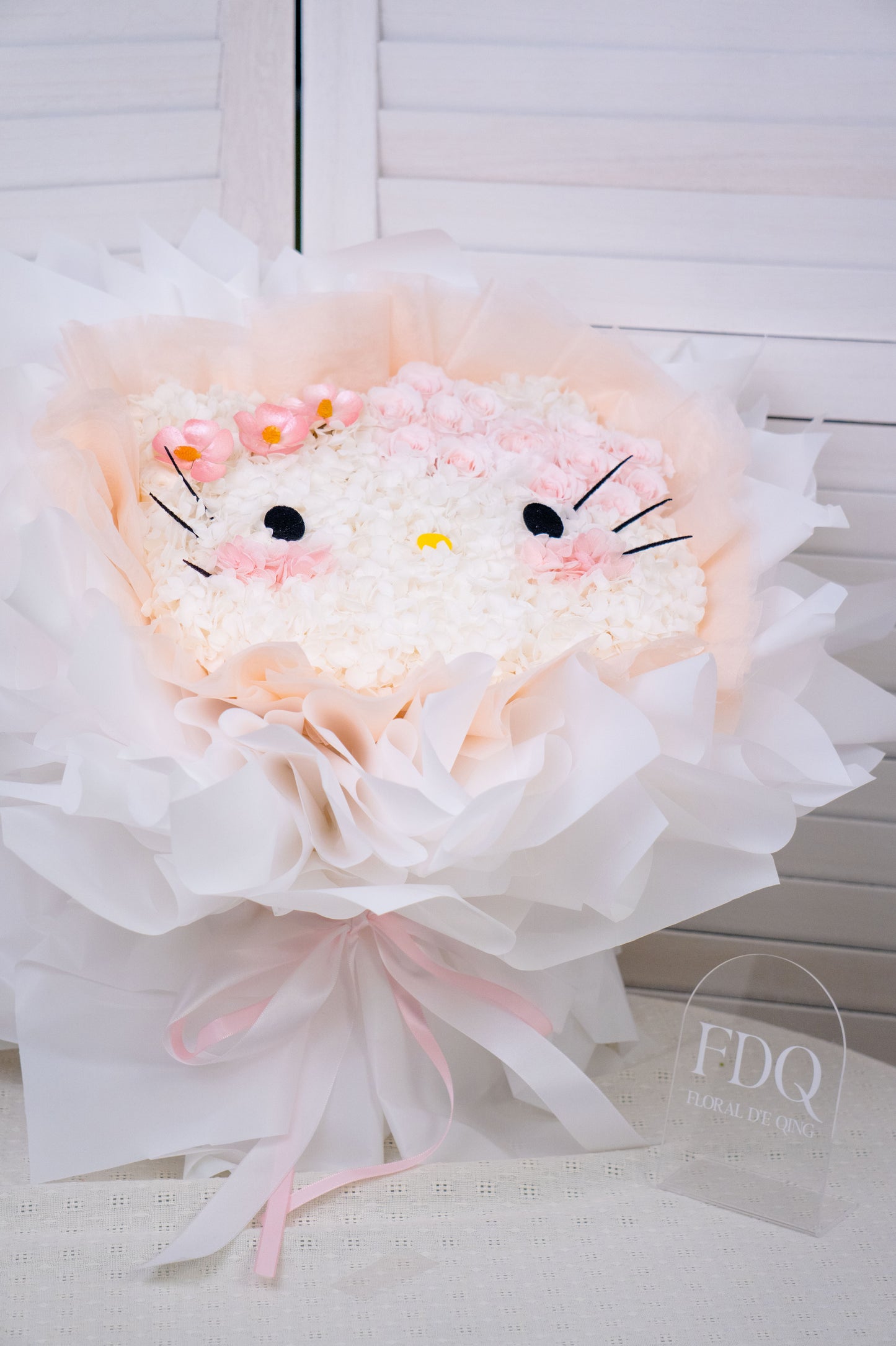 Kitty Bloom Preserved Flower Bouquet （PF17）