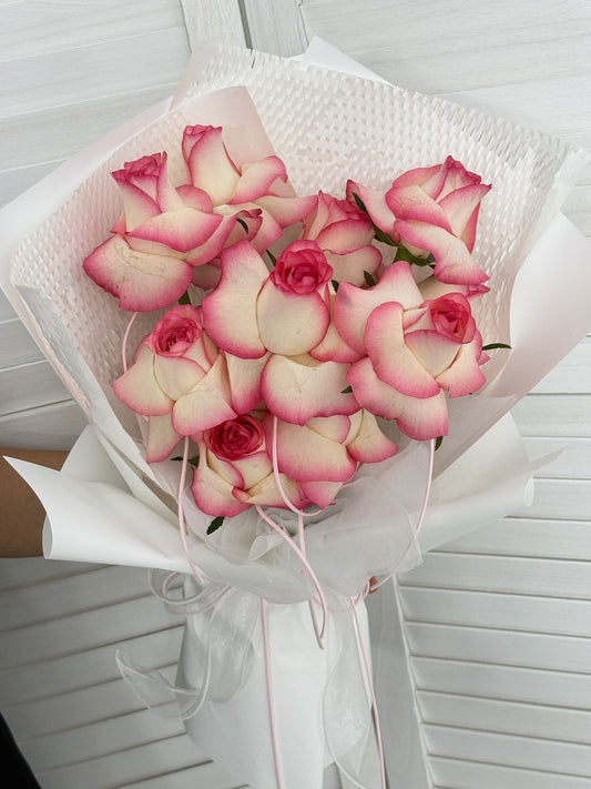 Rosy Kiss Bouquet (HB 37)
