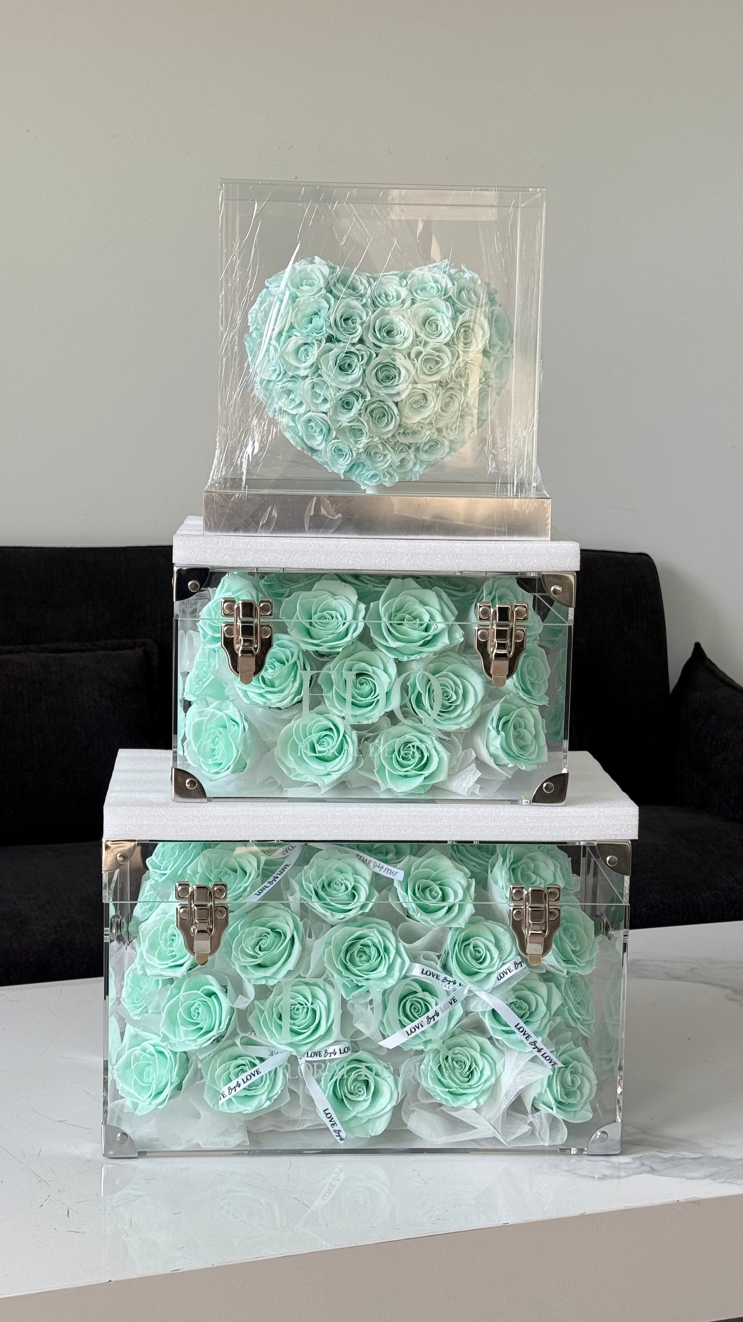 Preserved Flower Gift Box with 3D Heart in Tiffany Blue Suitcase