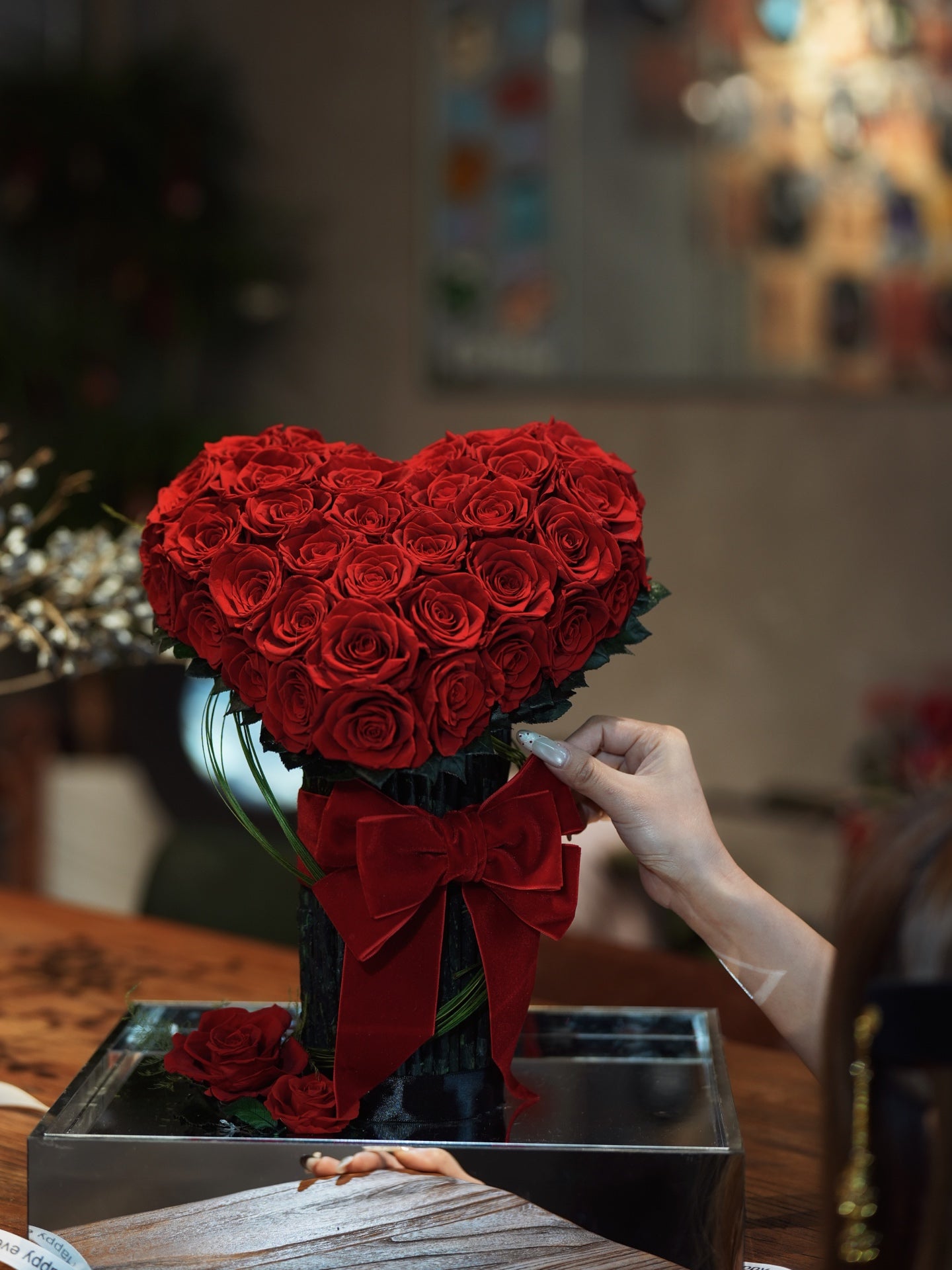 Three-dimensional Preserved Flower Arrangement