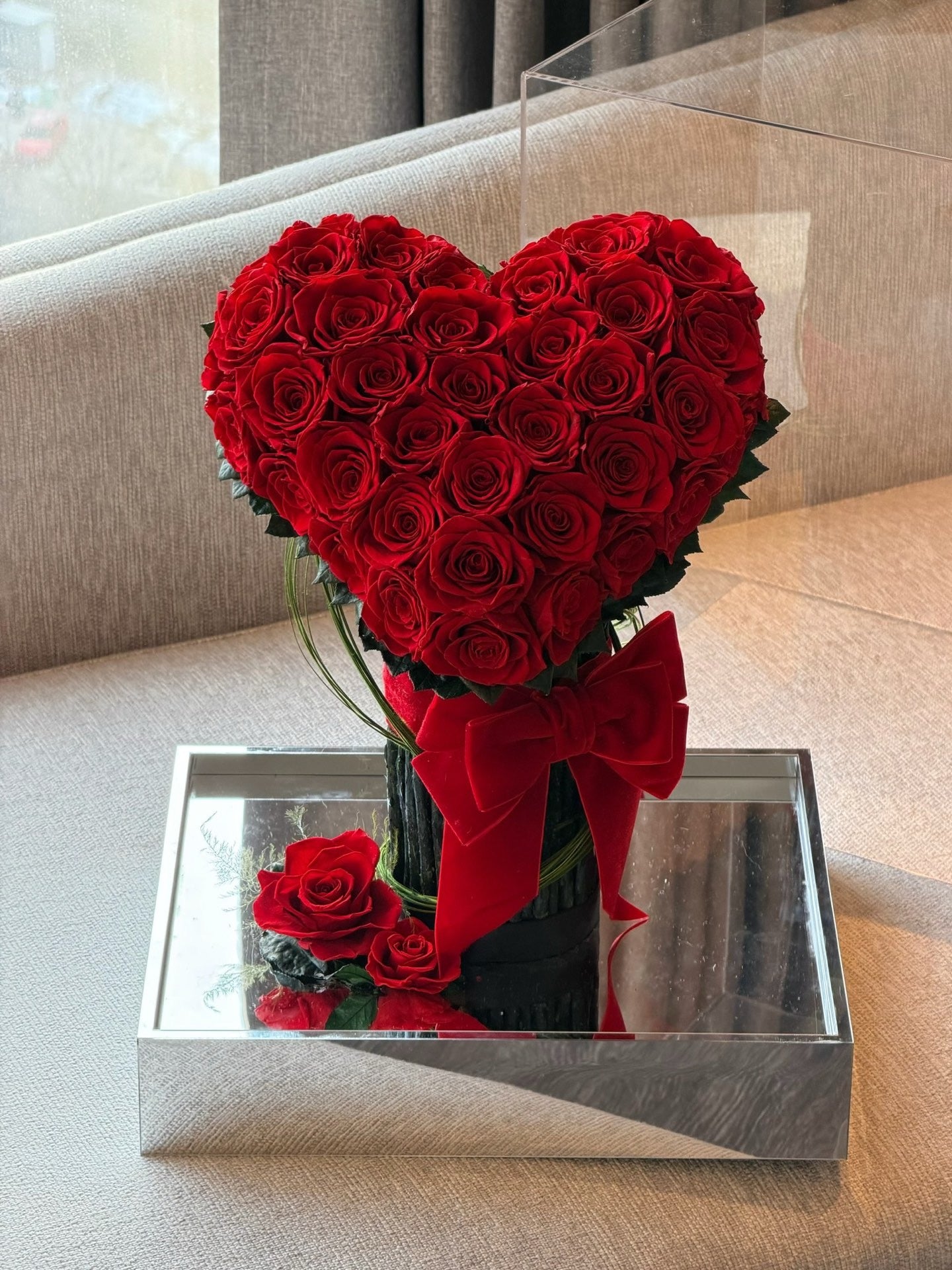 Three-dimensional Preserved Flower Arrangement