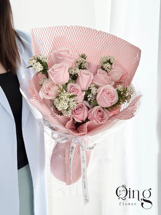 Pastel Whisper Posy (HB 05)