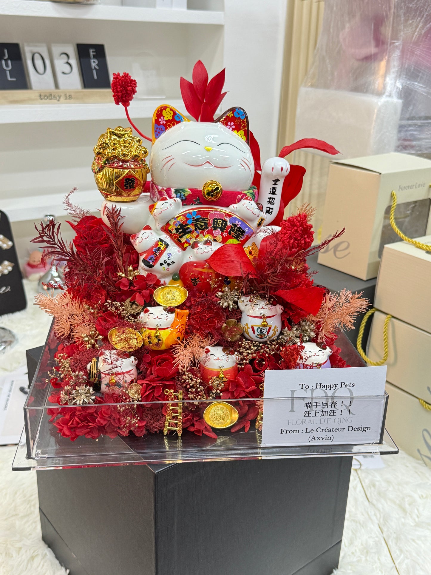 Maneki Neko Preserved Flower Gift Box for Business Opening