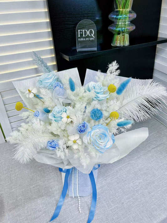 Sky Serenade – Preserved Floral Bouquet （PF 04）
