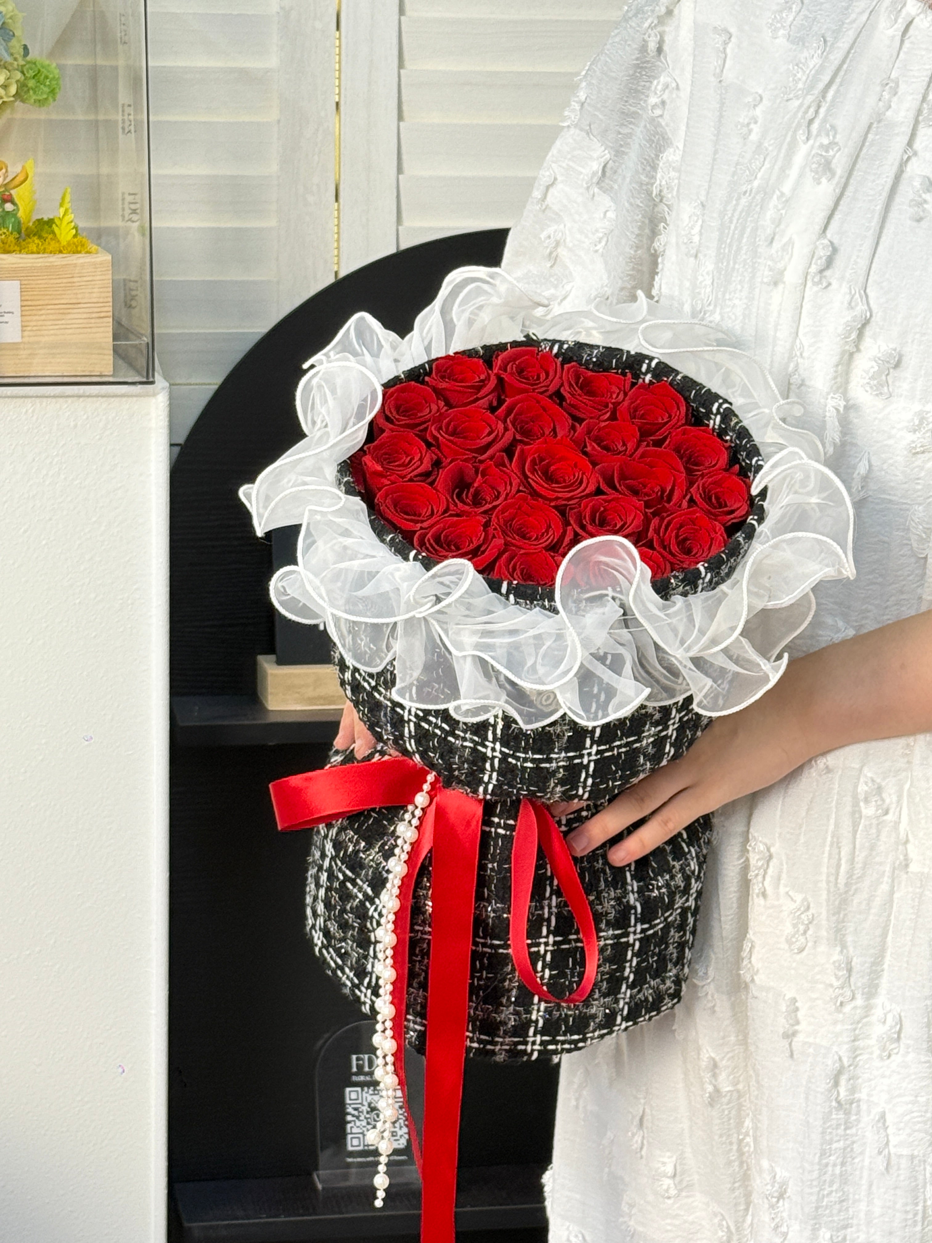 French Chanel-Inspired Preserved floral (PF 05) – FLORAL D'E QING