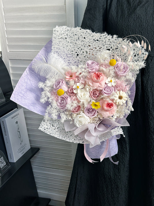 Lilac Whisper – Preserved Flower Bouquet