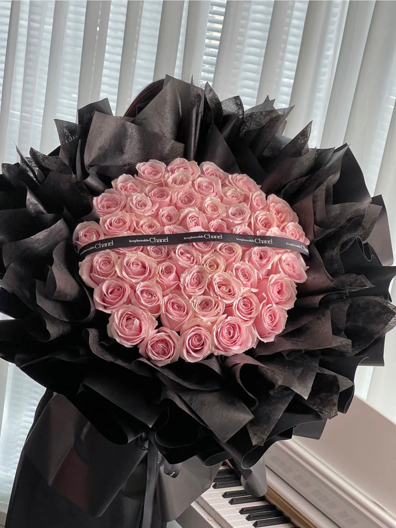 Midnight Blush Rose Bouquet （HB 39）
